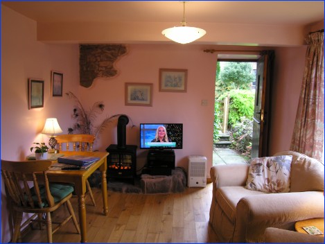 Kitchen/Lounge/Diner in Cleeve Cottage
